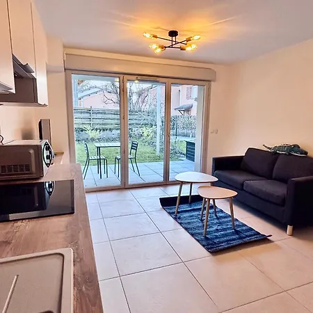 44m2 Gd Port - Garage Jardin Terrasse Lägenhet *
